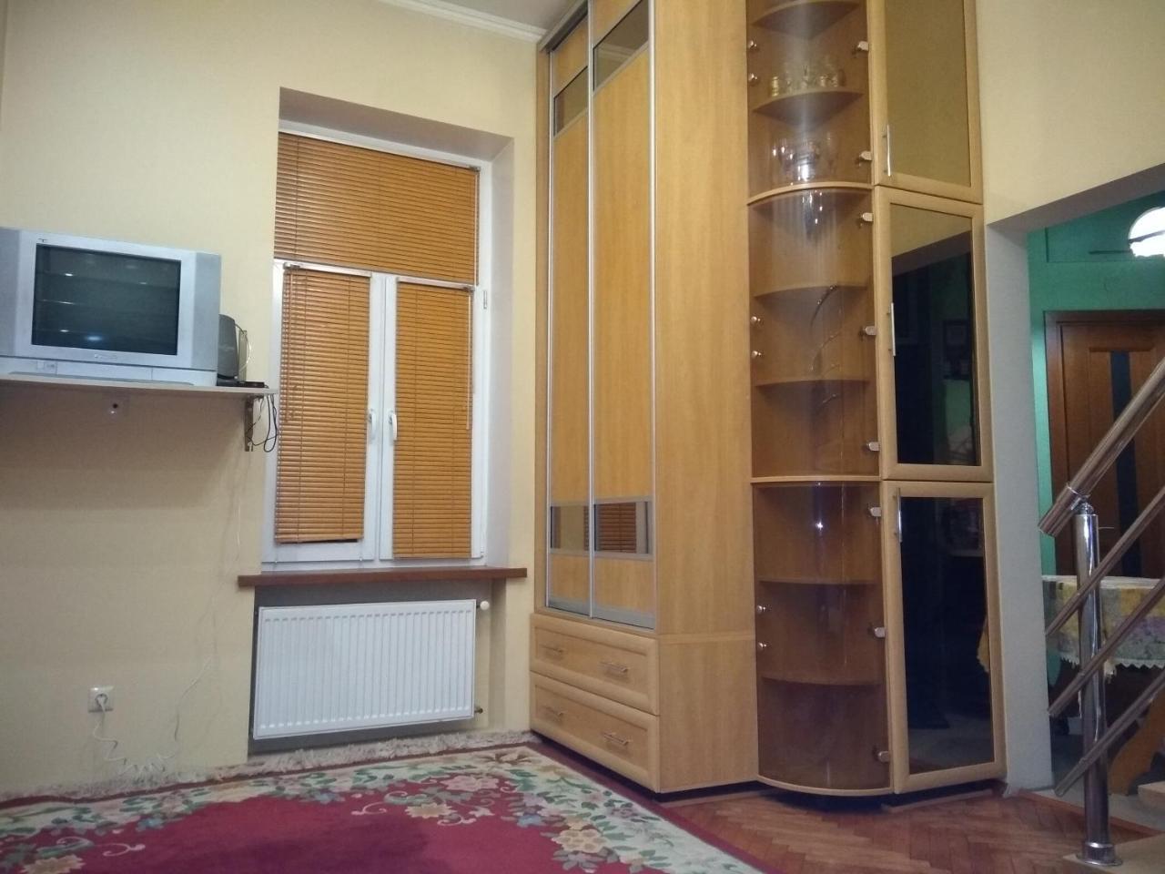 Pleasurable Apartment Near The Khotkevych Palace Lviv Exterior photo